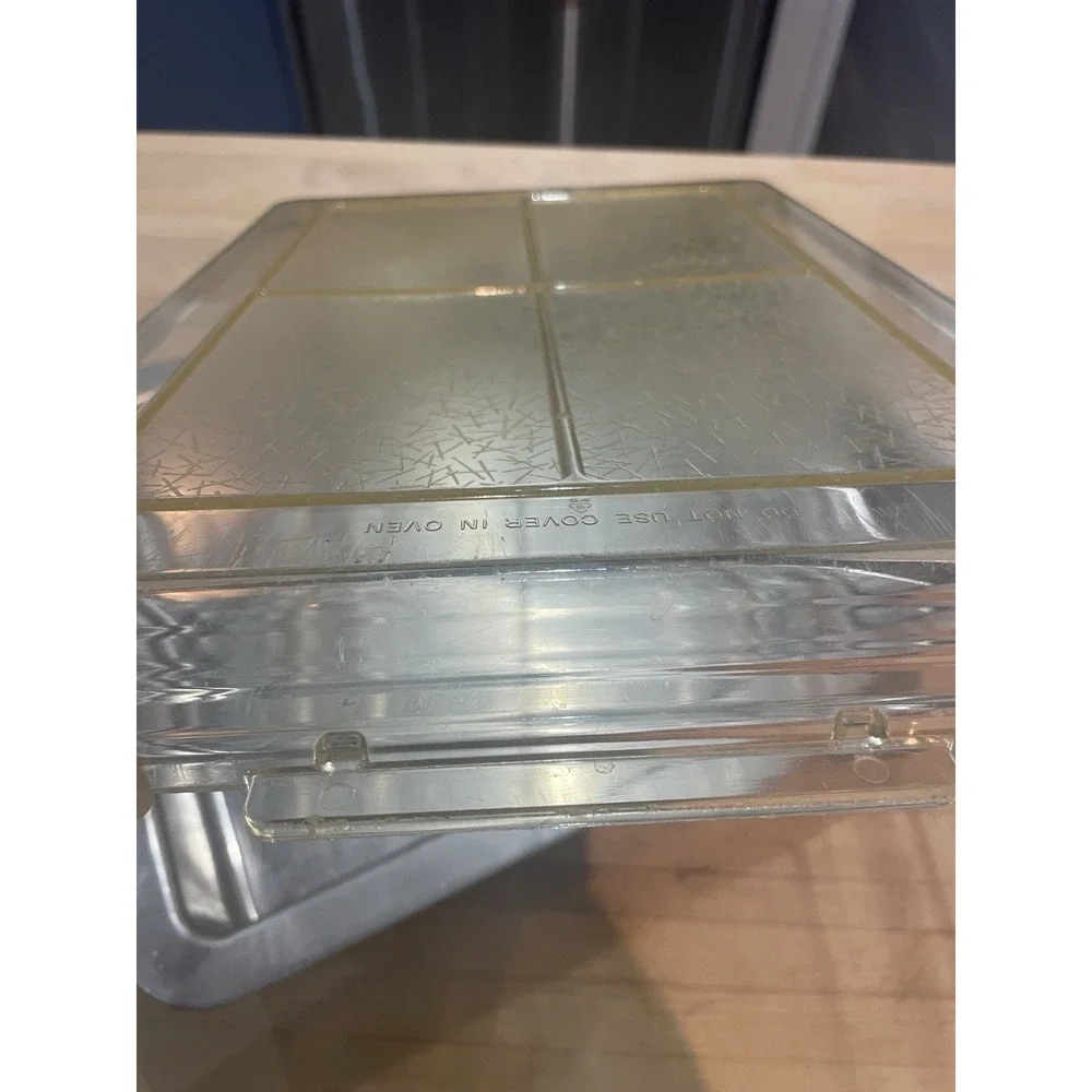 Vintage REMA AirBake Insulated Aluminum 13x9 Cake Pan with Original Clear Lid
